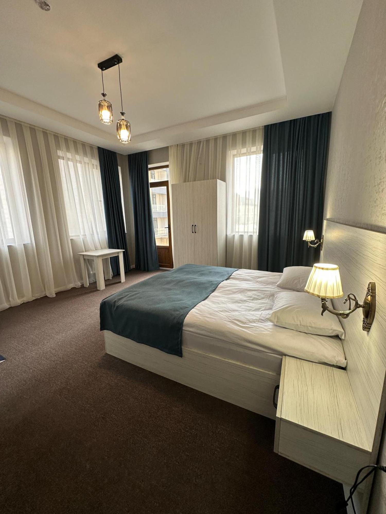 Nemi Museum Hotel Баку Экстерьер фото